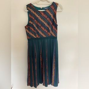 ModCloth Green Pleated Striped Floral Sleeveless Dress Size 10